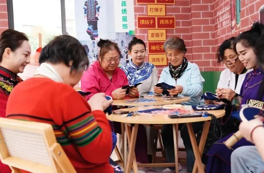 社会保障如何促进民族团结？