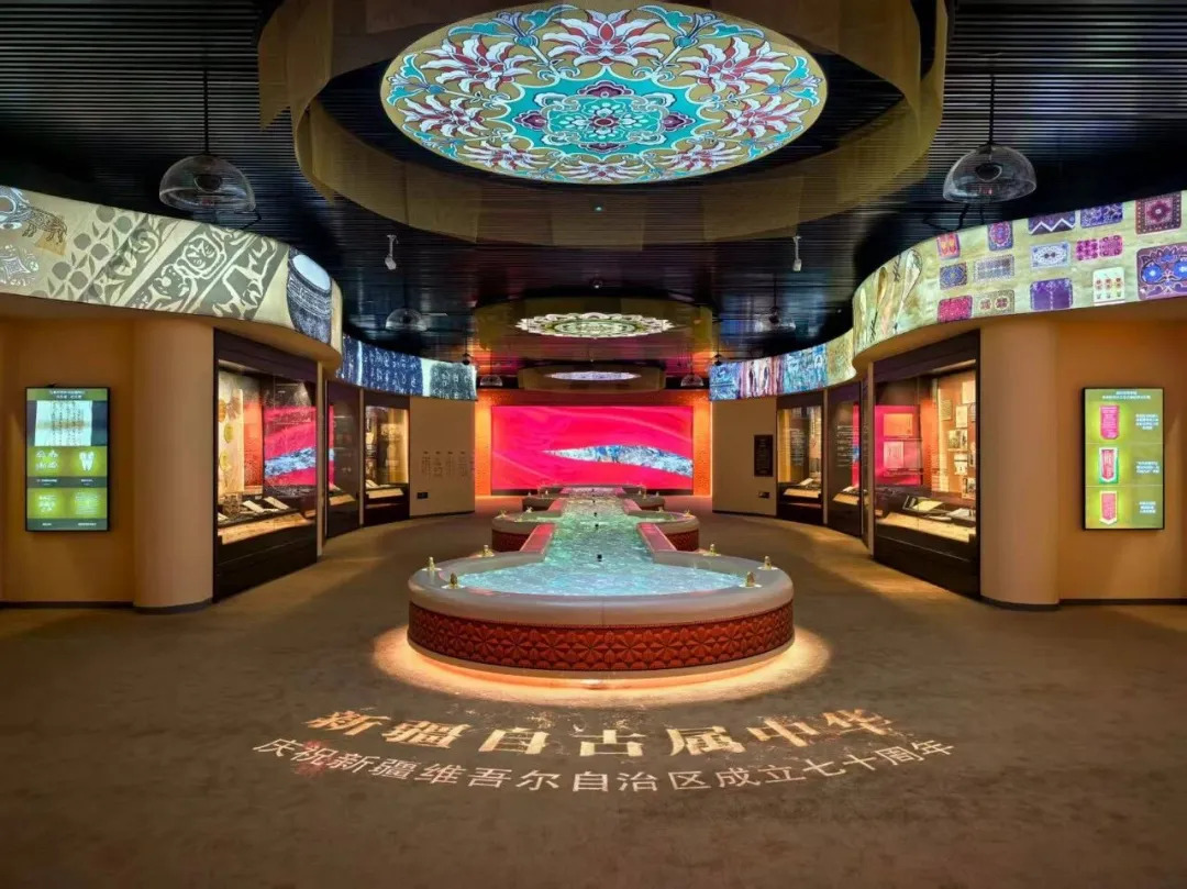 一场“铸牢”主题展览的三步法