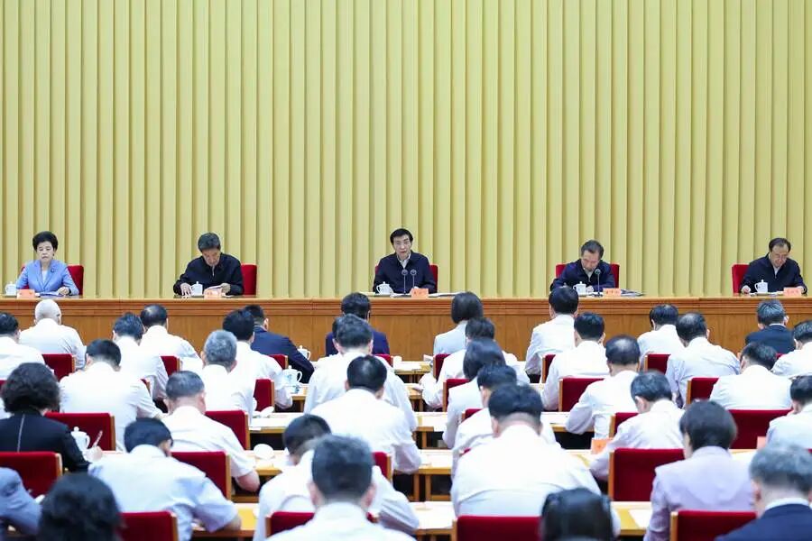 促进团结奋斗 汇聚磅礴力量