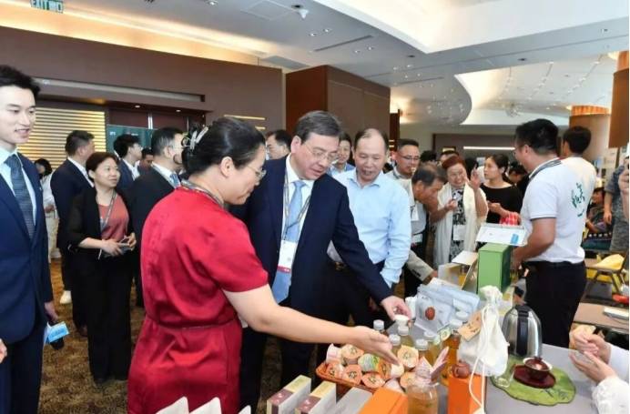 张健率团赴港澳开展经贸交流 深化湘港澳合作助力湘品出海