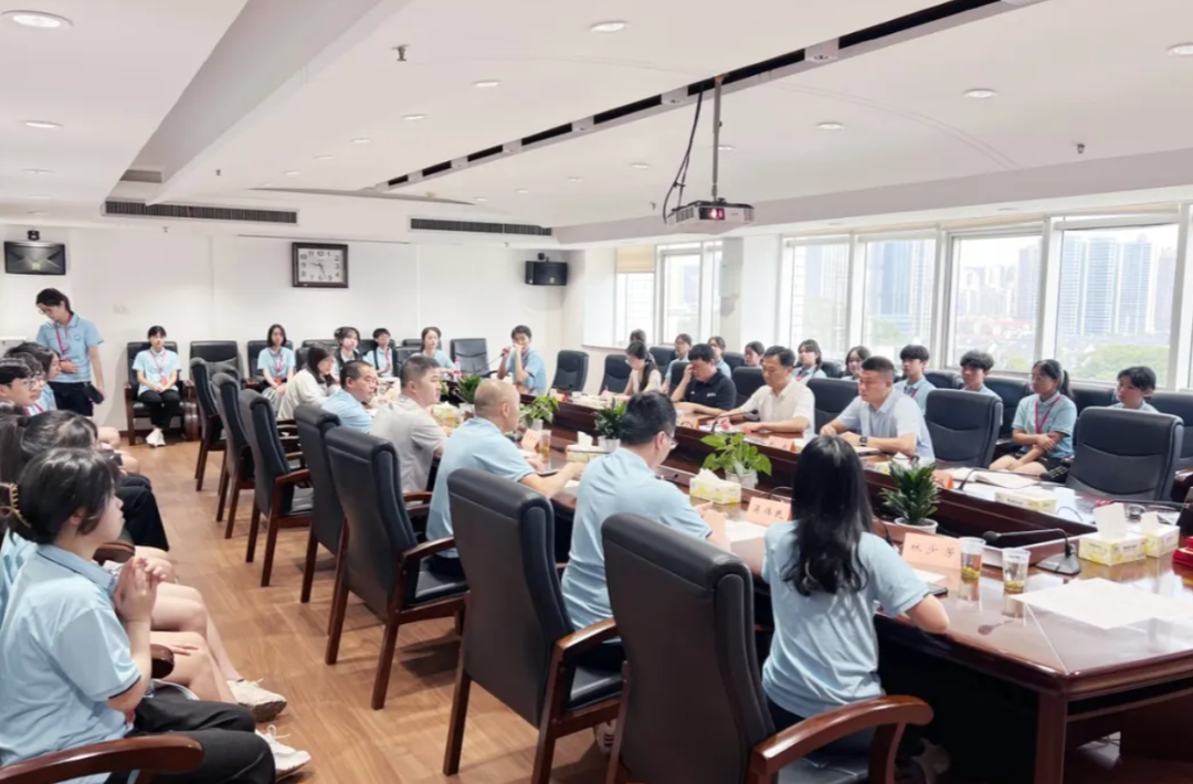 澳门青少年红色文化学习交流团来长参访