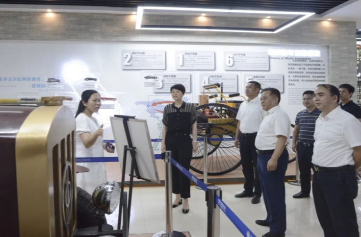 罗琼调研湖南汽车工程职业学院统战工作