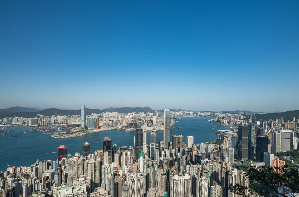 国务院港澳办发言人：香港特区发布首个五年规划对深入推进“一国两制”实践具有里程碑意义