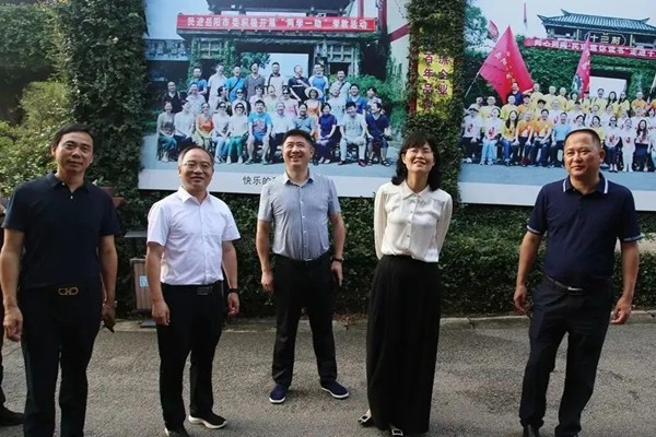 邱虹带队赴临湘市走访调研民营企业1.jpg