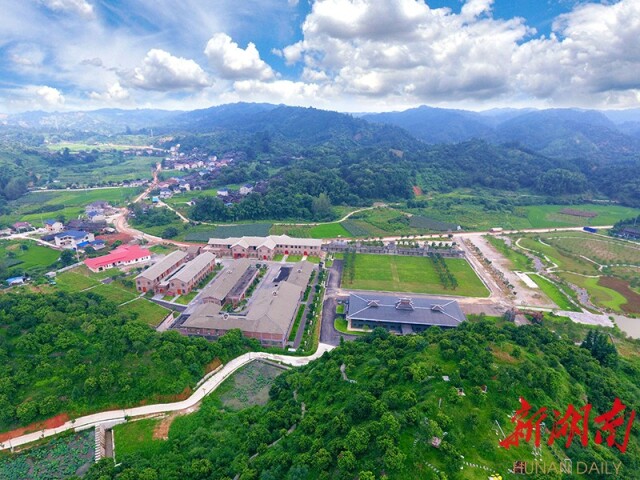 铸牢中华民族共同体意识 凝心聚力共创美好生活