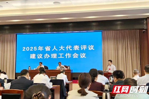 上台.jpg 上台.jpg