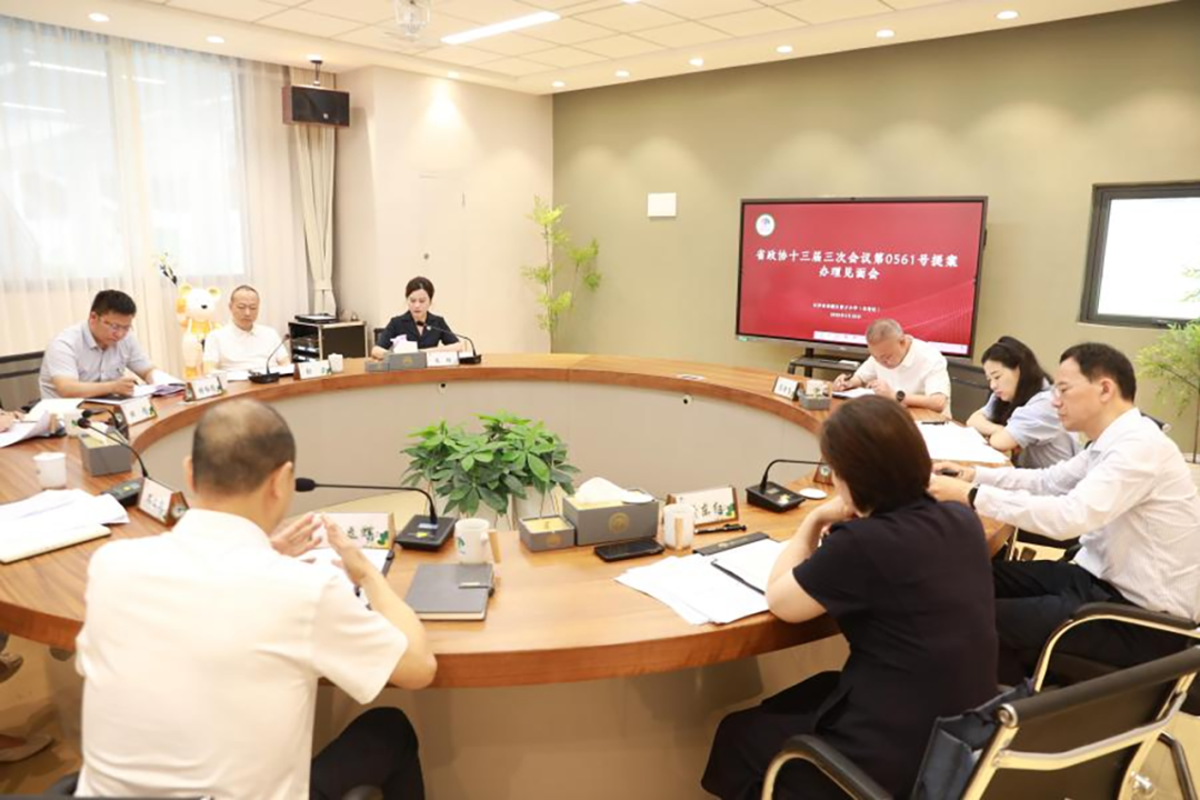城市也有留守儿童，从“被看见”到“被守护”的湖南行动.png