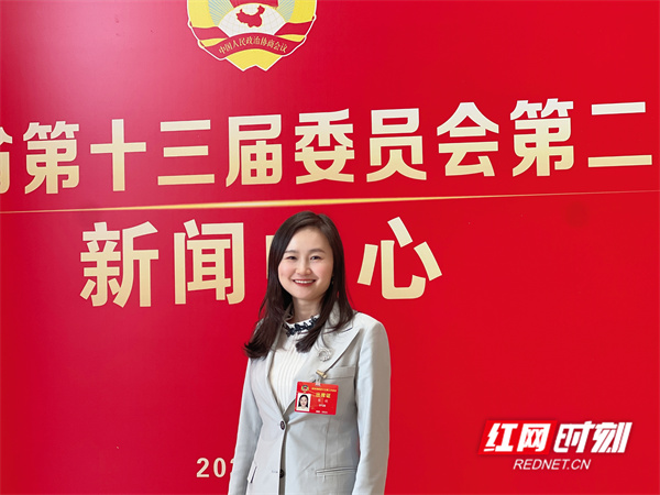 樊毅.jpg