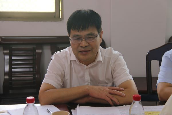 李恒荣一行到市民宗局调研民族宗教工作2.jpg
