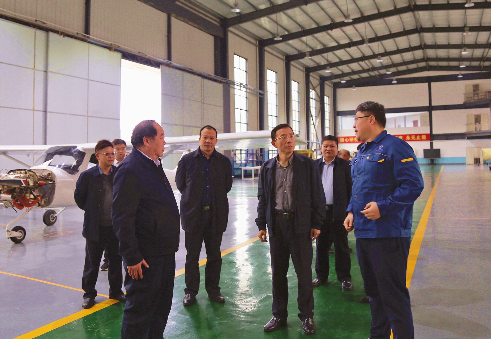 欧阳锋在永兴安仁北湖桂阳调研：打造一流营商环境 大力推进产业立市1.jpg